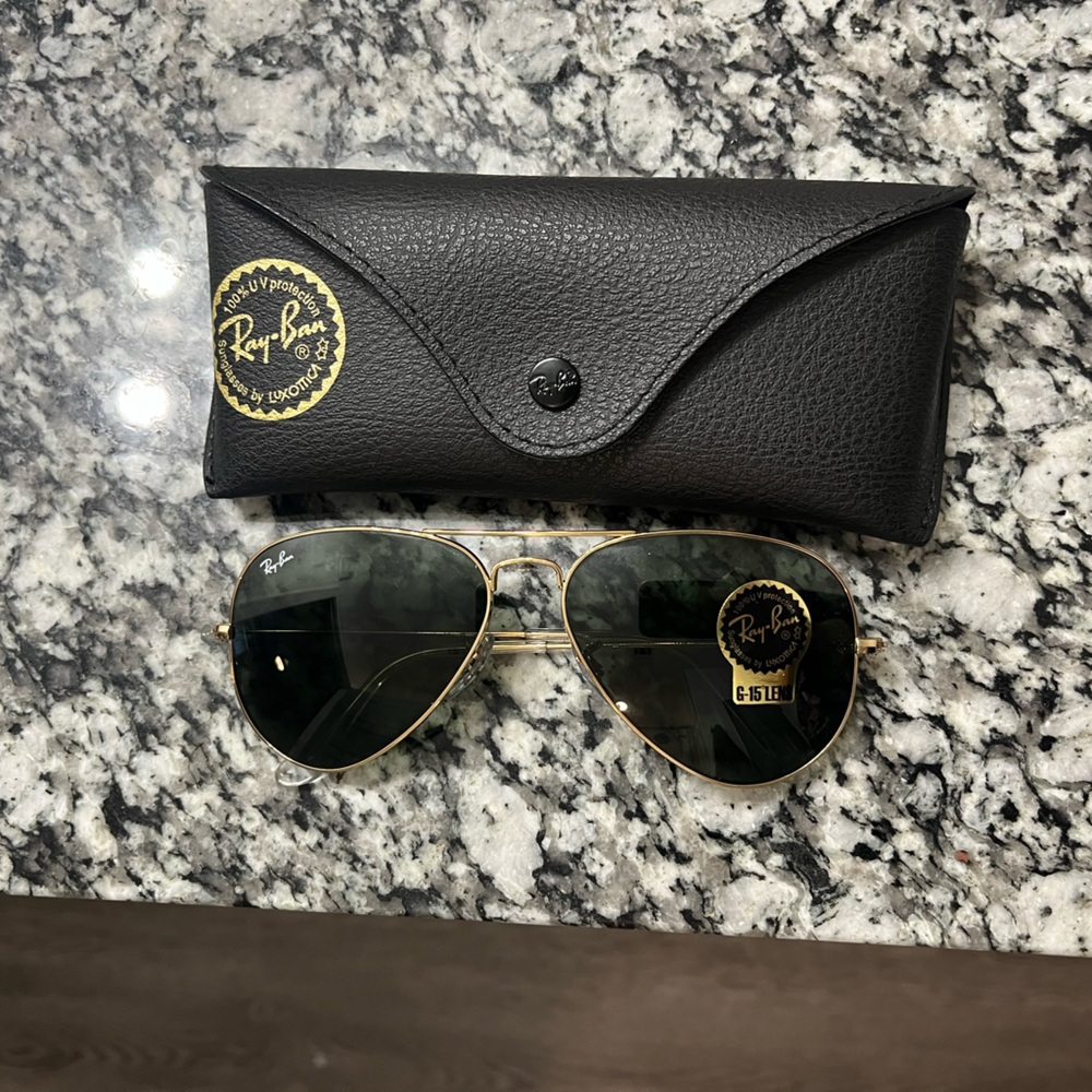 Ray-Ban Gold Frame Aviator Sunglasses with Case